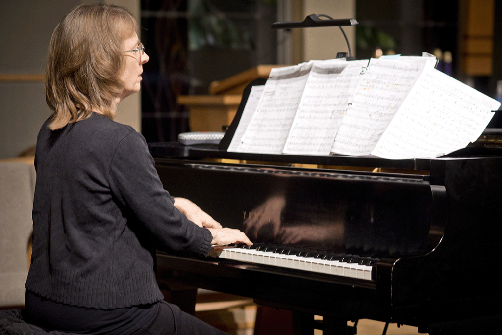 Kristine Anderson, piano